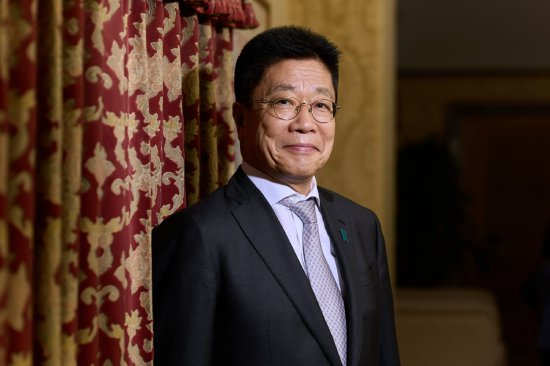 加藤胜信